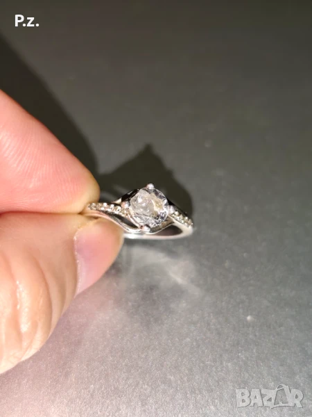 Продавам дамски сребърни пръстени , снимка 1