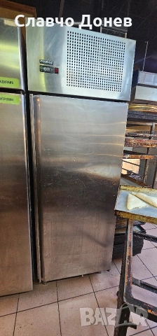 професионален хладилник с рафтове , снимка 2 - Хладилни витрини и фризери - 53629245