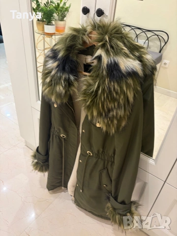 Зимна парка Marciano guess