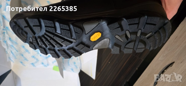 Продавам нови туристически обувки Karrimor KSB Orkney III, снимка 4 - Мъжки ботуши - 52507352
