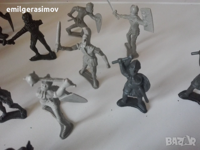 Пластмасови войници - 3 лота., снимка 10 - Фигурки - 54016959