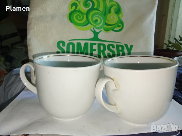 Две порцеланови чаши на Изида, снимка 1