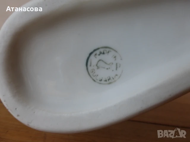 Българска порцеланова фигура Паун , снимка 9 - Декорация за дома - 50802399
