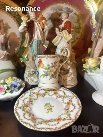 Чашки и чинийки 