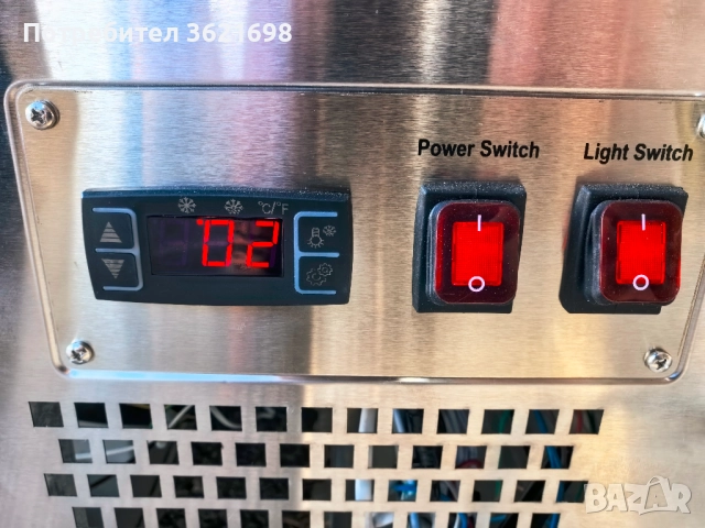 Хладилна витрина вертикална 489литра, CW-500-2, снимка 4 - Хладилни витрини и фризери - 52629205