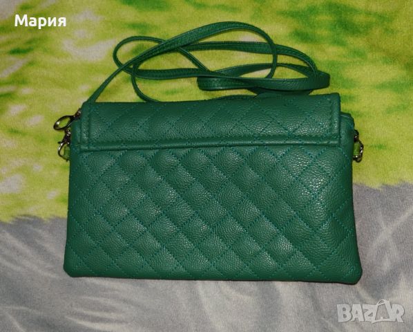 Малка дамска чанта, снимка 2 - Чанти - 45567191