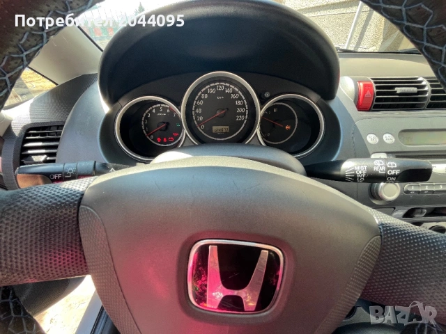 Продавам Honda Jazz регистрирана, снимка 3 - Автомобили и джипове - 54128363