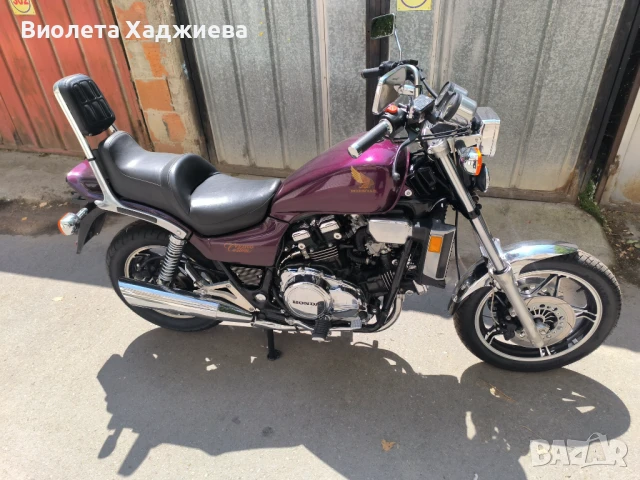 Honda vf1100c,custom,внос от Швейцария, снимка 5 - Мотоциклети и мототехника - 50717373