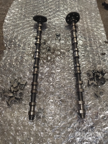 Разпределителни валове Bmw-530d-e60-61, снимка 2 - Части - 51973388