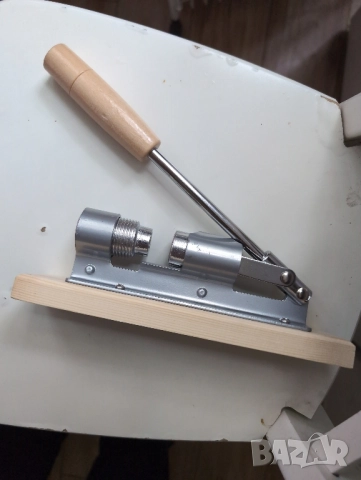 орехотрошачка професионална без тропане и чукане