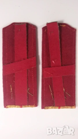 Стара военна униформа, куртка, с още 2 пагона и 1 ръкавица, снимка 13 - Антикварни и старинни предмети - 54193428