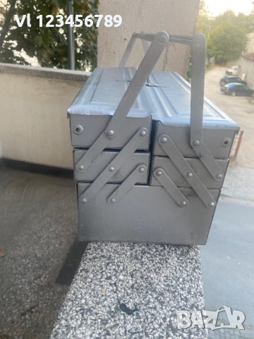 Метална кутия за инструменти тип акордеон с 5 отделения и катинар от 1985 г