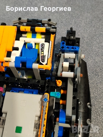 Лего 42140 Lego Technic App Controlled Transformation Vehicle, снимка 9 - Конструктори - 52670388