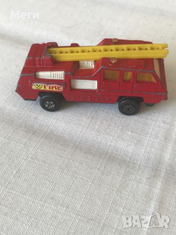 Колекционеркса Количка Matchbox 1975 Blaze Buster Cast Fire Truck, снимка 4 - Колекции - 46521444