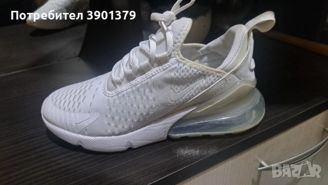 Продавам Дамски оригинални Маратонки