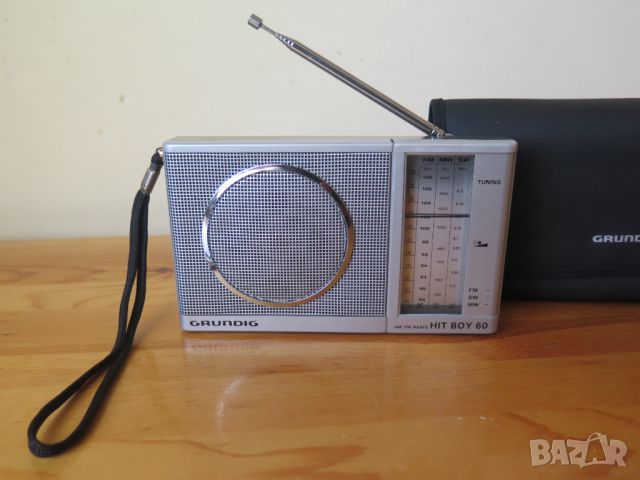 Grundig HIT BOY 60 AM/FM Portable Radio, 1983/1984г, снимка 10 - Радиокасетофони, транзистори - 45189873