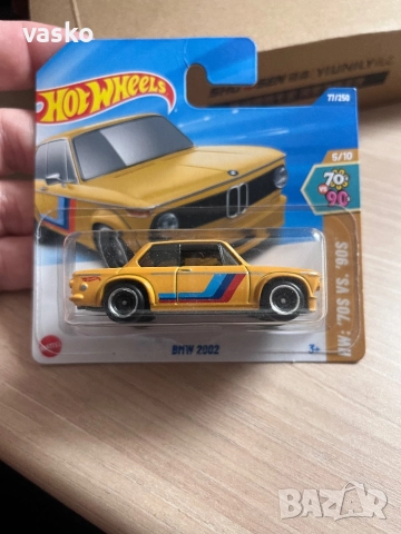 Hotwheels BMW 2002, снимка 2 - Колекции - 52275032