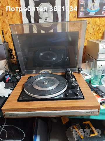 Продавам грамофон Grunding P 50,шаси Dual CS 1226