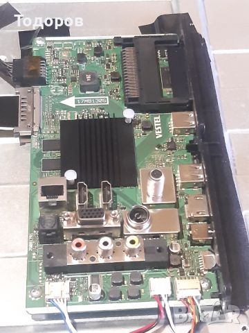 43"UHD 4K Toshiba 43V5863DA със счупен екран на части, снимка 12 - Телевизори - 45159016
