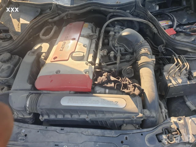 Мерцедес Ц230, снимка 8 - Автомобили и джипове - 50954383