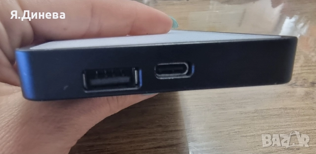 Външна батерия с фенерче , снимка 5 - Външни батерии - 52548836