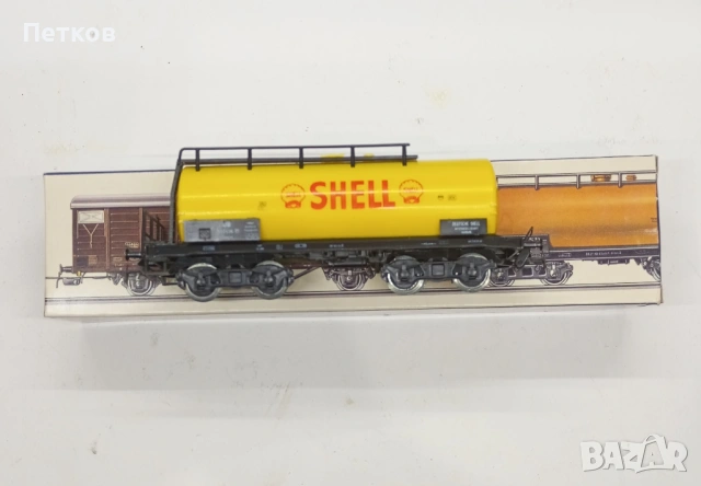 Товарен вагон четириосен Piko мащаб H0, снимка 4 - Колекции - 53563569