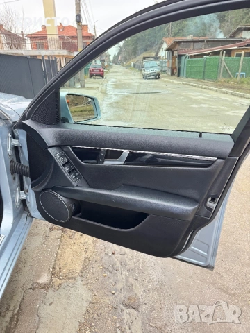 Мерцедес w204 на части, снимка 5 - Части - 53896506