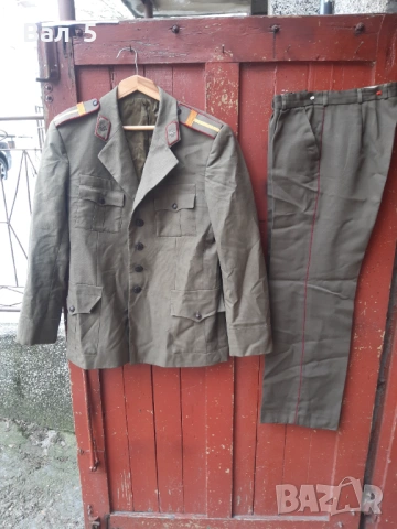 Военна соц униформа старшина свързочник БНА , НРБ