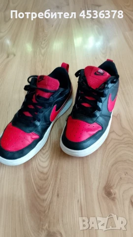 Обувки Nike, снимка 2 - Детски маратонки - 51057288