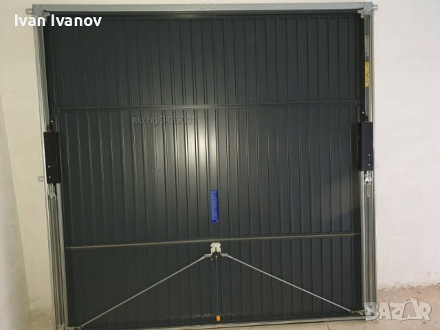 Гаражна врата тип Летящо крило (размери Х249см В252см), снимка 1