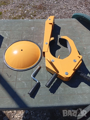 СКОБА ЗА ЗАКЛЮЧВАНЕ НА КОЛЕЛО НА РЕМАРКЕ ПРОТИВ КРАЖБА, снимка 5 - Ремаркета - 53782555