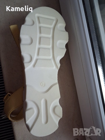 НОВИ Кожени сандали Lasocki, снимка 9 - Сандали - 54032642