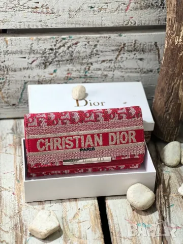 портмонета christian dior , снимка 3 - Портфейли, портмонета - 48961469