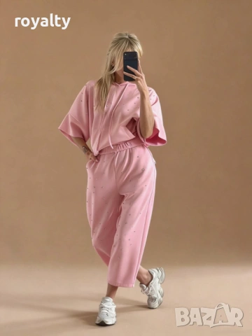 Нов Розов Дамски Комплект 