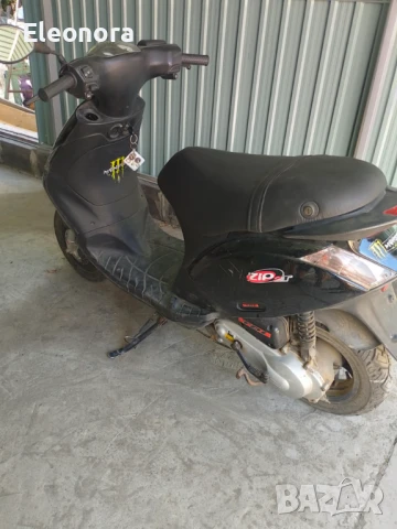 Скутер Пиаджо Зип 50 , снимка 5 - Мотоциклети и мототехника - 51237246