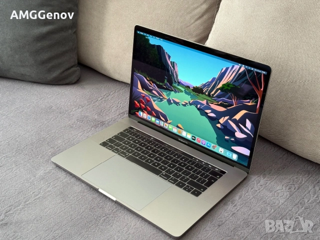 15.4'Macbook Pro 15 2018 Touchbar/Core i7/16GB DDR4/Radeon 555X/256GB