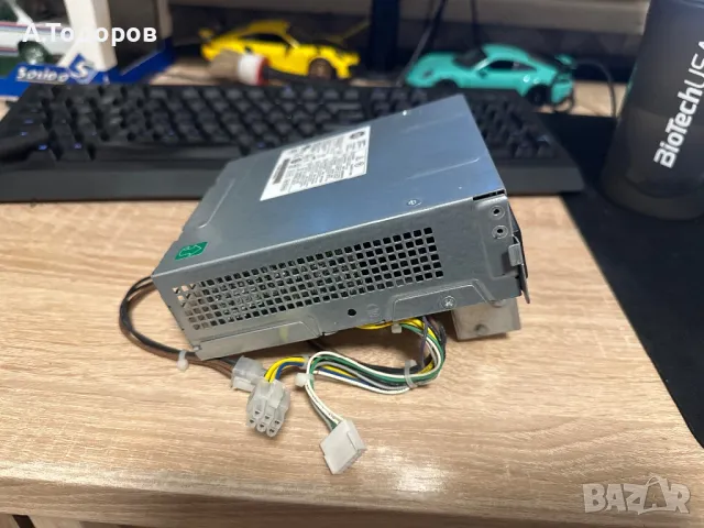 Оригинално захранване HP, снимка 3 - Кабели и адаптери - 50084250