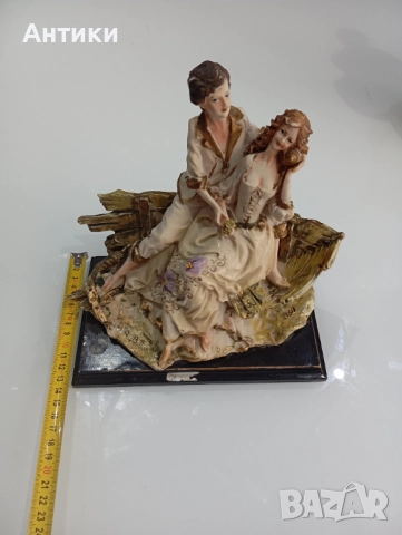 Стара порцеланова фигура Capodimonte колекционерска , снимка 8 - Статуетки - 52661332