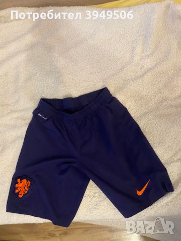 Оригинални гащи на Нидерландия FC, снимка 1 - Спортни дрехи, екипи - 45584788