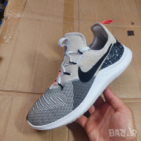 маратонки Nike Free TR8 номер 43 , снимка 12 - Маратонки - 50633916