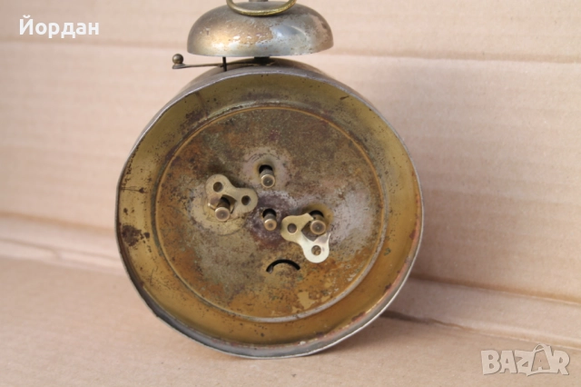 Немски будилник ''Haler'' , снимка 5 - Антикварни и старинни предмети - 52468831