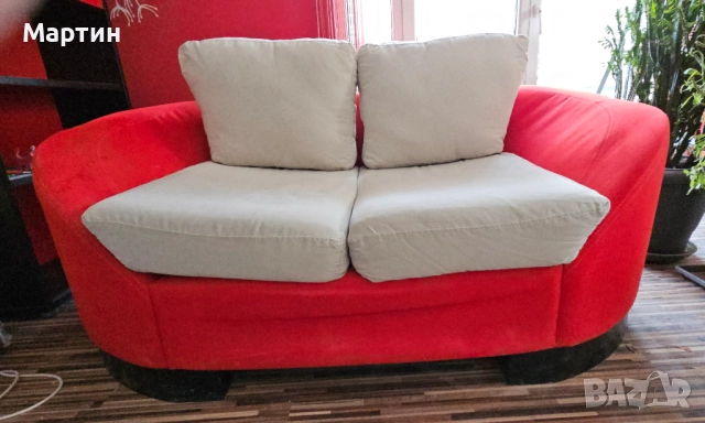 Страстно червен диван, снимка 3 - Дивани и мека мебел - 52552332
