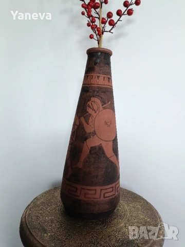 Ваза вдъхновена от античното изкуство в древногръцки стил с военни сцени. , снимка 7 - Вази - 53250512