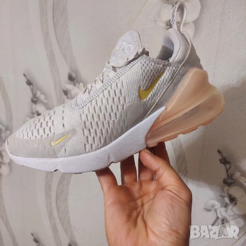 Nike Air Max 270 White Pink  номер 40 ,5-41  оригинални маратонки , снимка 4 - Маратонки - 50717863
