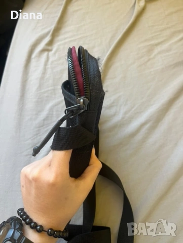 Nike чантичка, снимка 3 - Чанти - 53676573