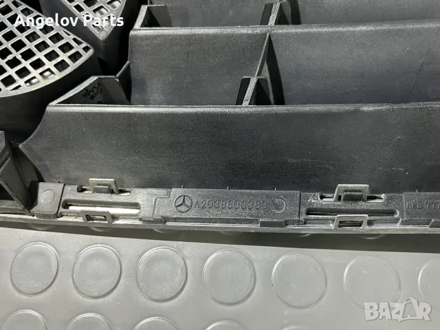 Решетка за Mercedes C-class W203 Coupe, снимка 6 - Части - 49622639