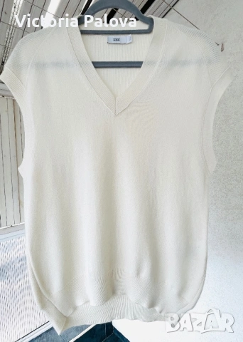 Скъп красив кашмирен пуловер без ръкави CLOSED