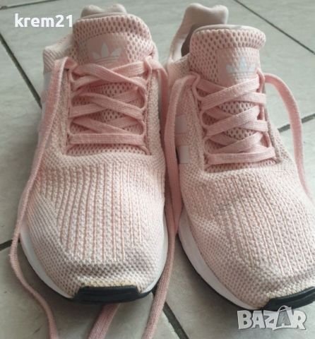 Adidas Swift Run номер 38 дамски маратонки , снимка 5 - Маратонки - 45654386