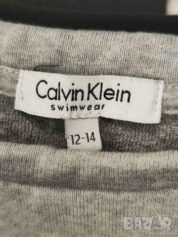 Calvin Klein топ 12-14г/ XS, снимка 3 - Детски тениски и потници - 45210096