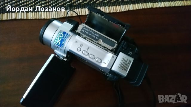 Видеокамера JVC MiniDV, снимка 5 - Камери - 46763034